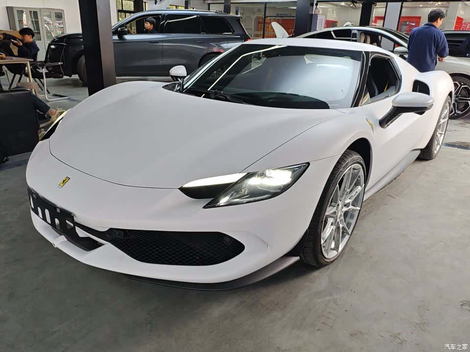 Ferrari 296, 2023 12