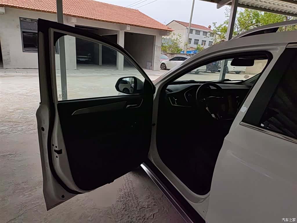 Roewe RX5, 2020 16