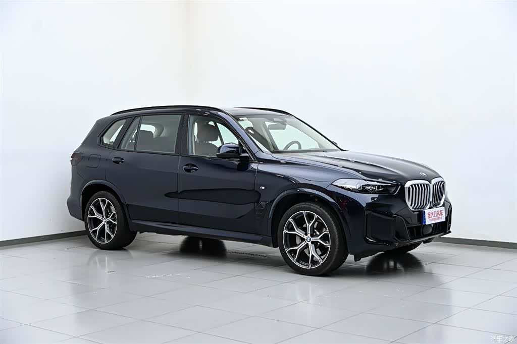 BMW X5, 2025 4