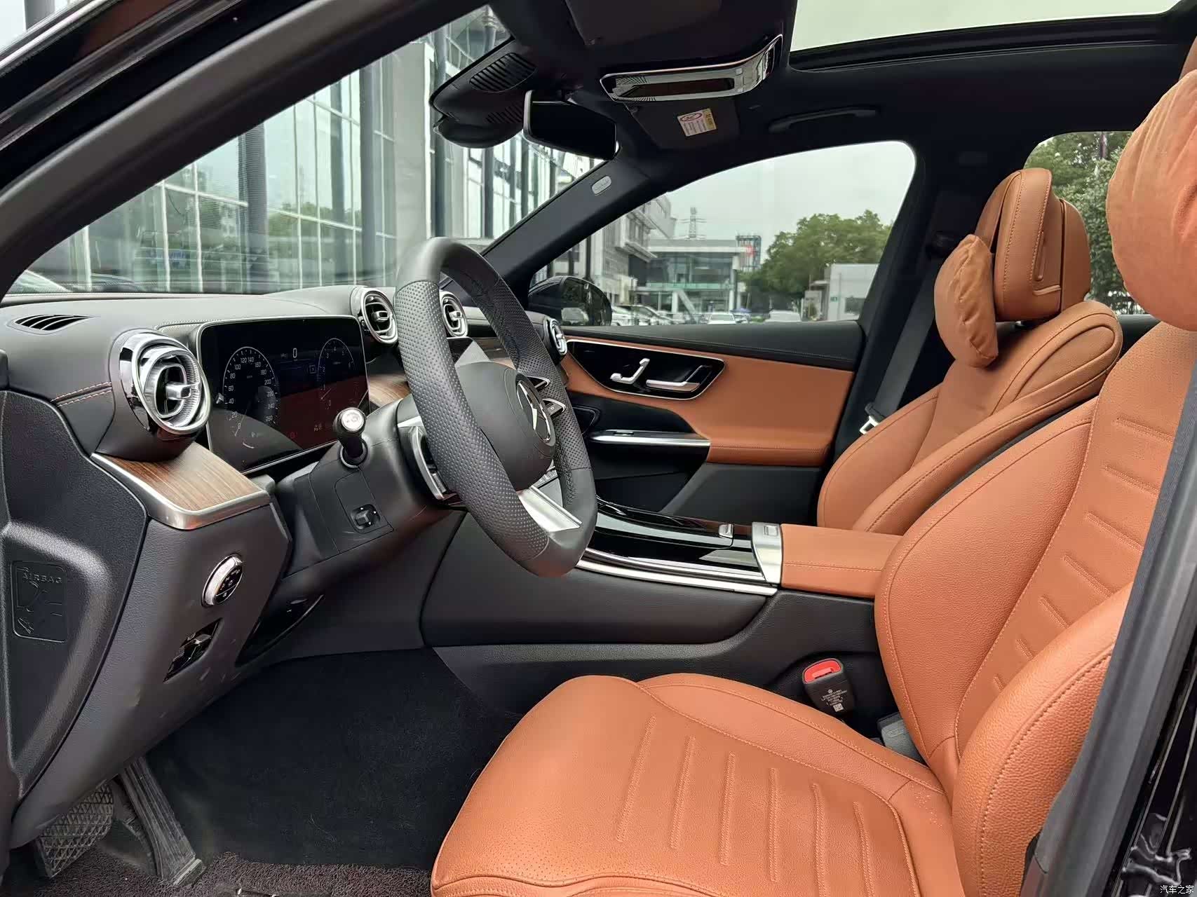 Mercedes-Benz GLC, 2024 10