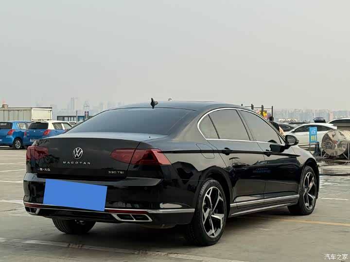 Volkswagen Magotan, 2023 все фото