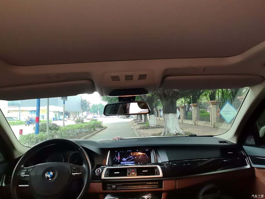 BMW 5 Series, 2016 9