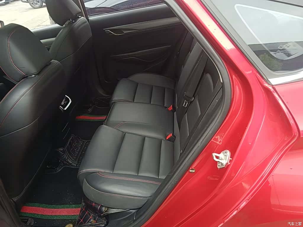 Geely Binray, 2019 17