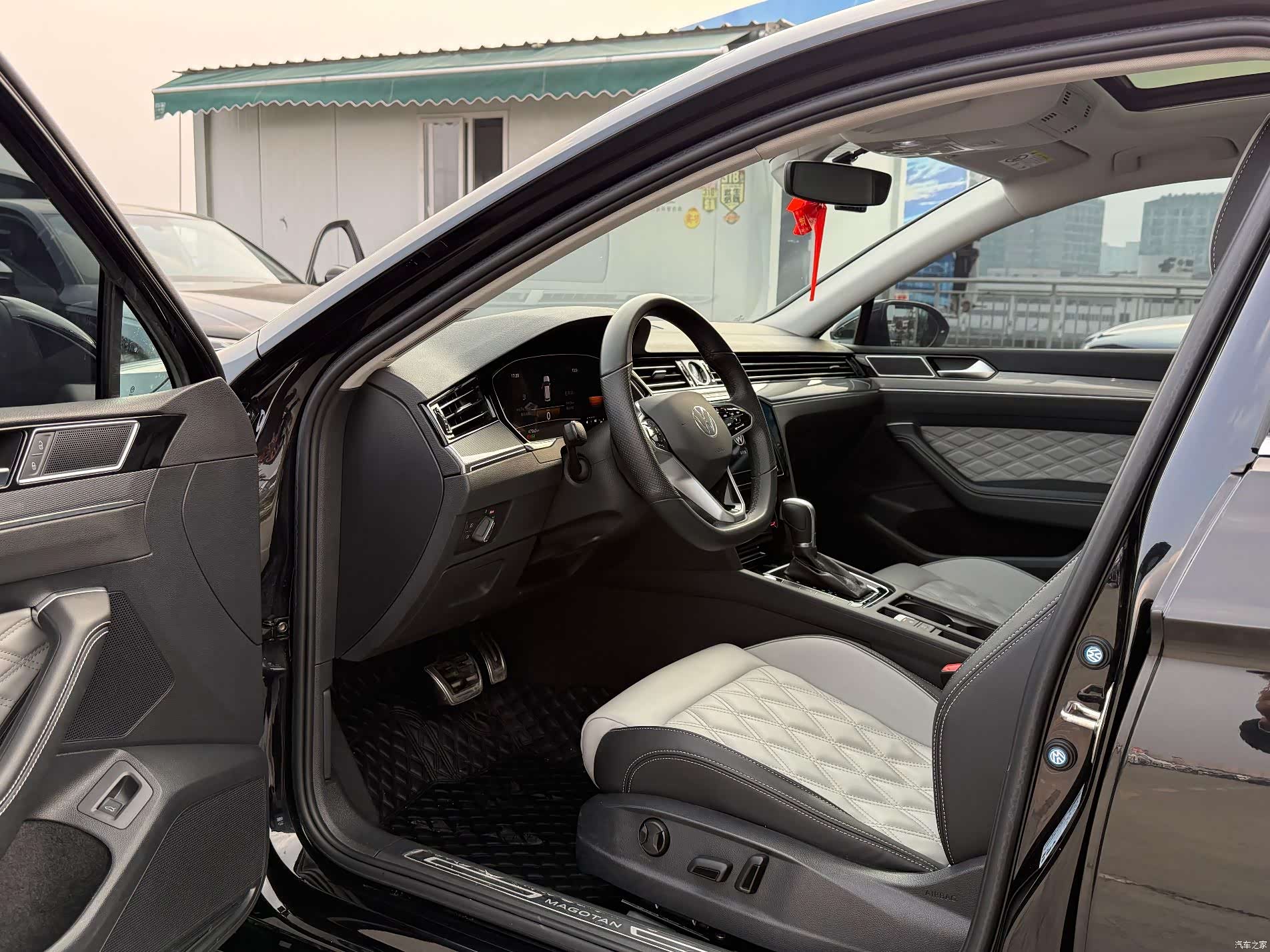 Volkswagen Magotan, 2023 7