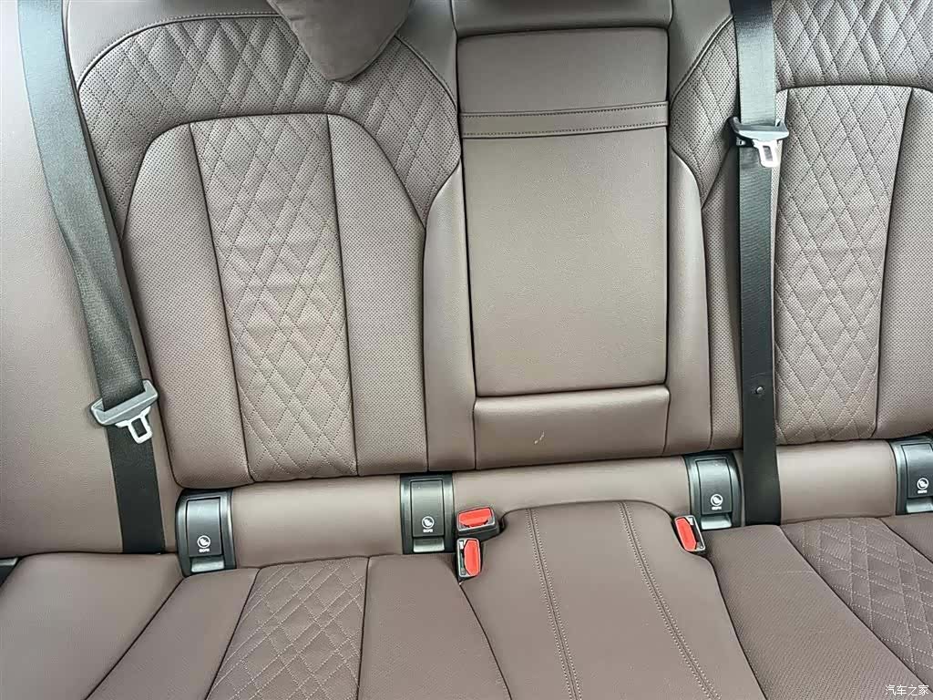 BMW 3 Series, 2022 24