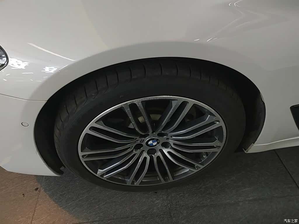 BMW 5 Series, 2018 23