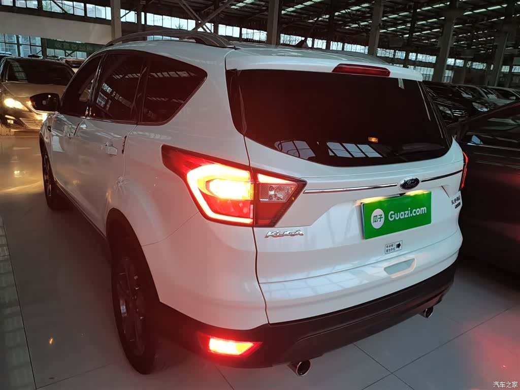 Ford Kuga, 2021 все фото