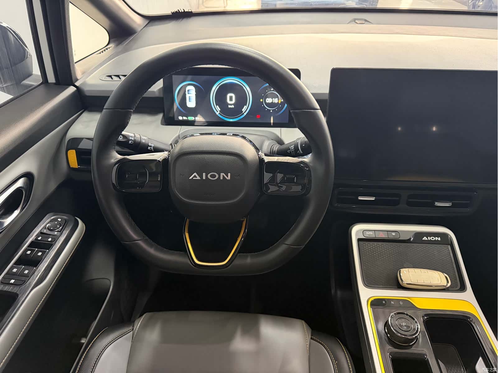Aion Y, 2022 10