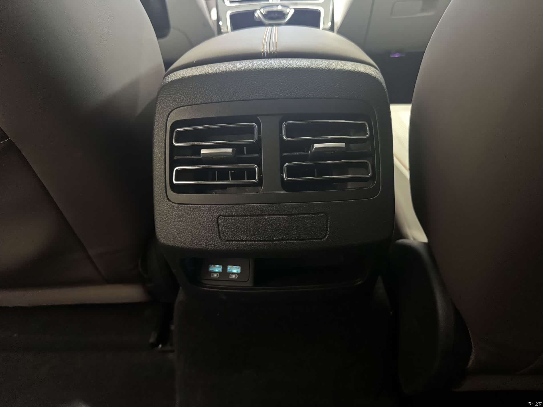 BYD Qin, 2024 10