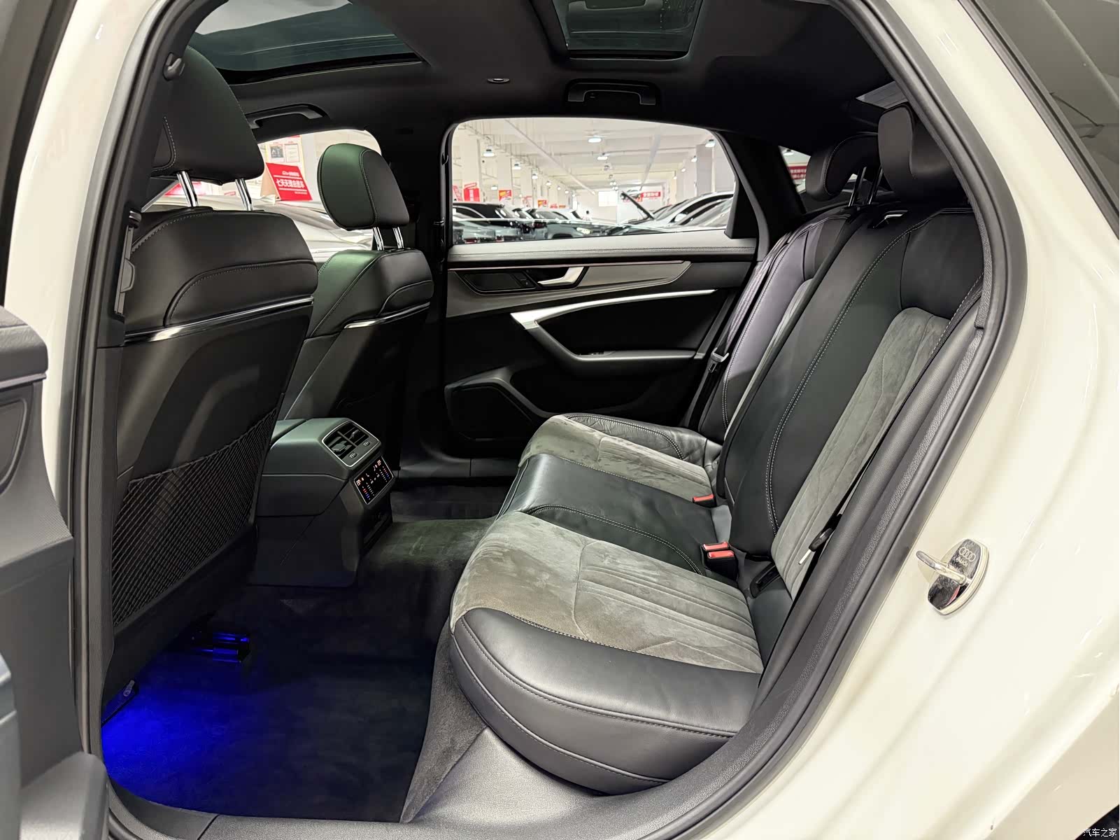 Audi A6L, 2022 11