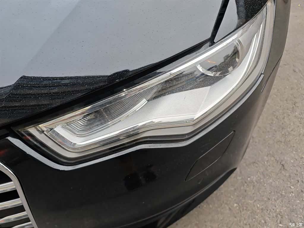 Audi A6L, 2014 24