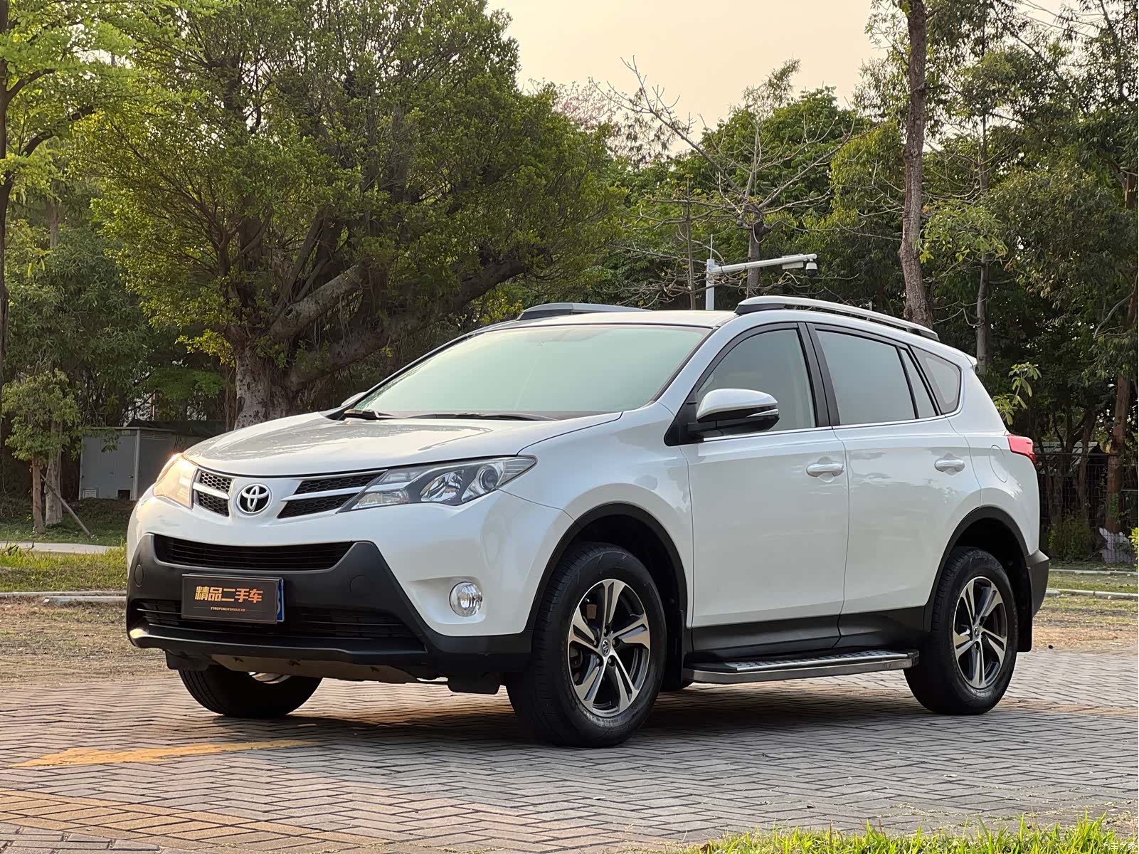 Toyota RAV4, 2016 1