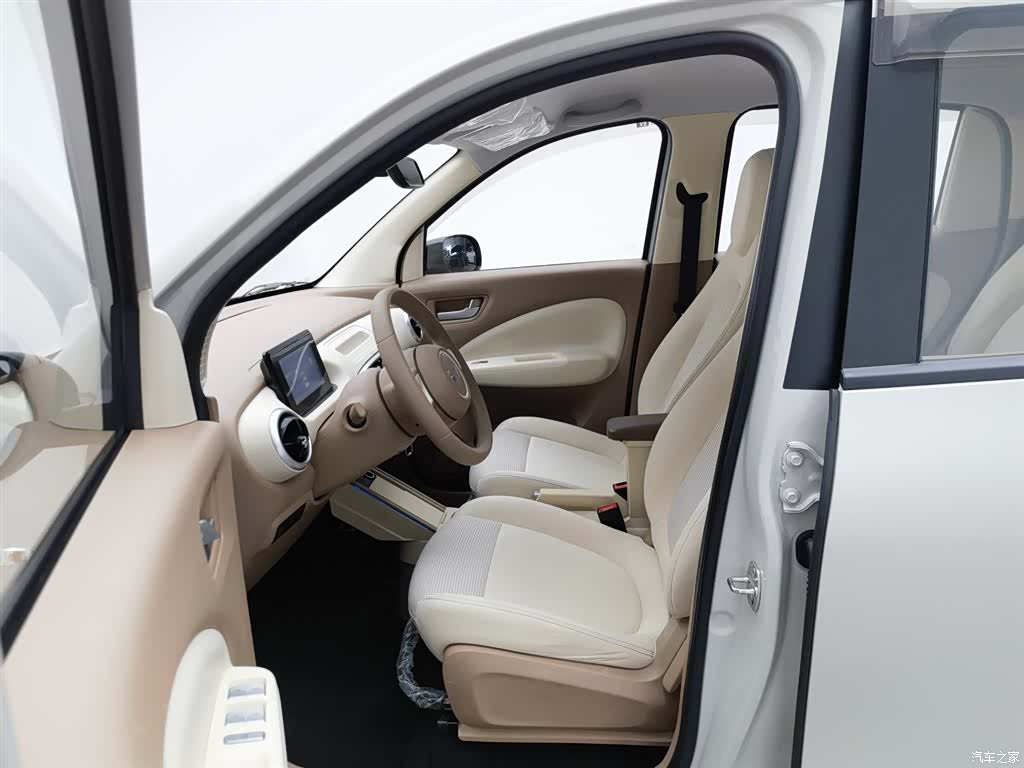 Wuling MINIEV, 2025 10