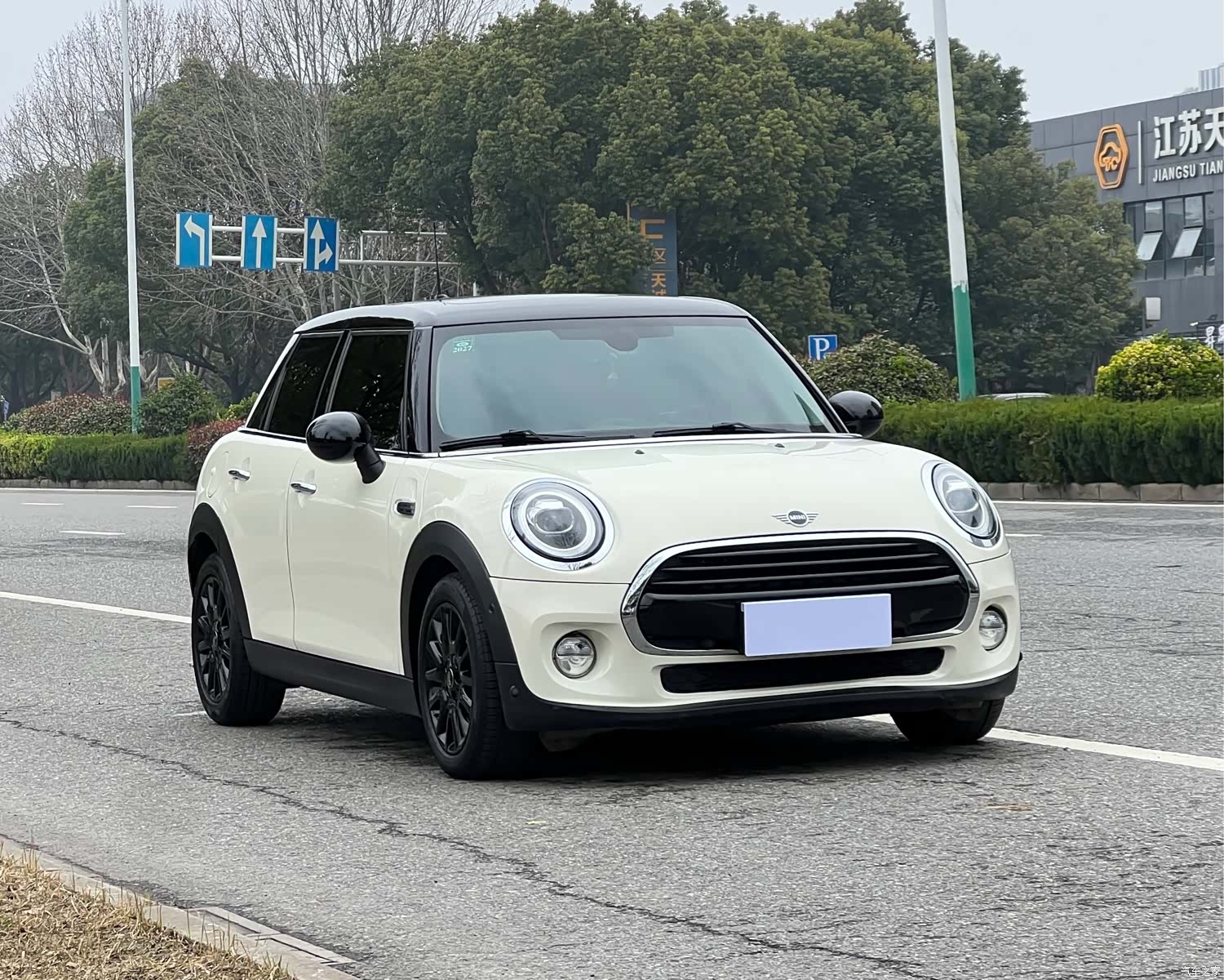 Mini Cooper, 2019 3