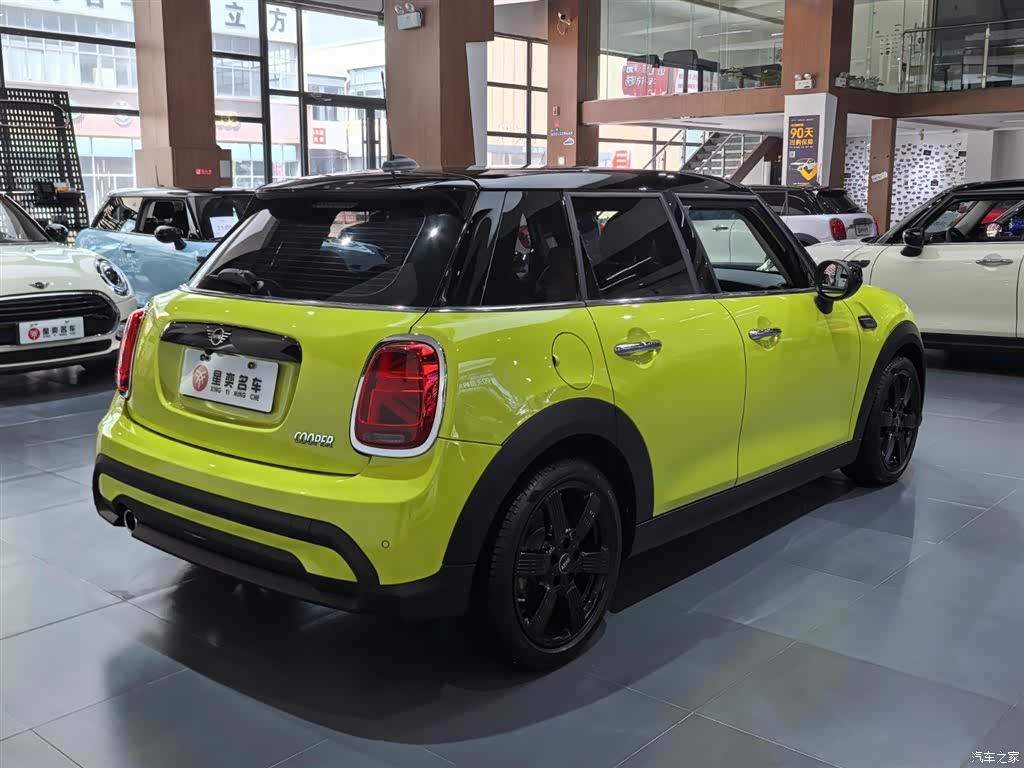 Mini Cooper, 2024 все фото
