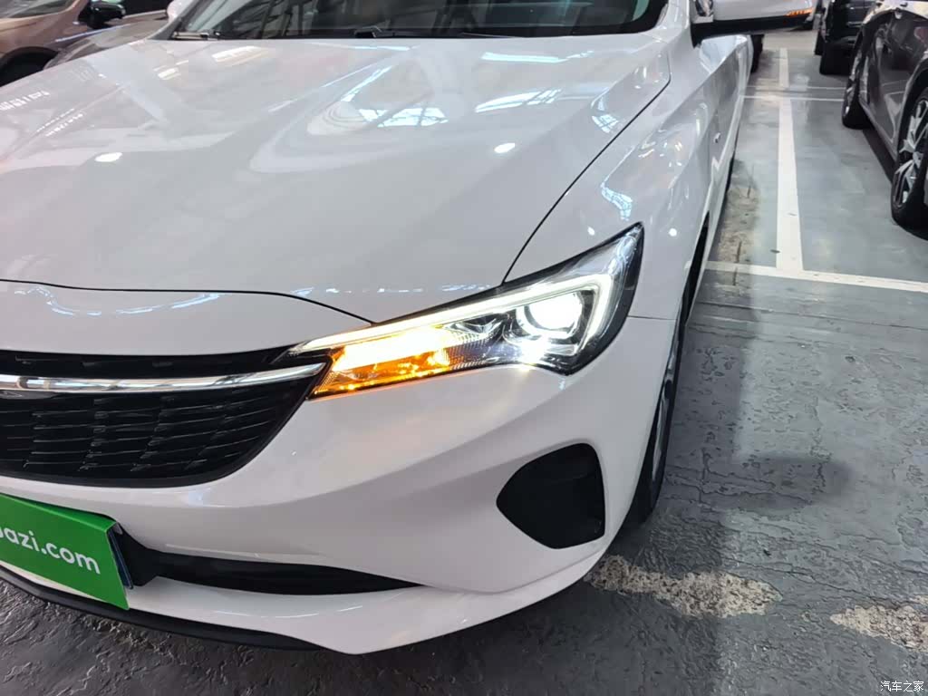 Buick Verano, 2022 24