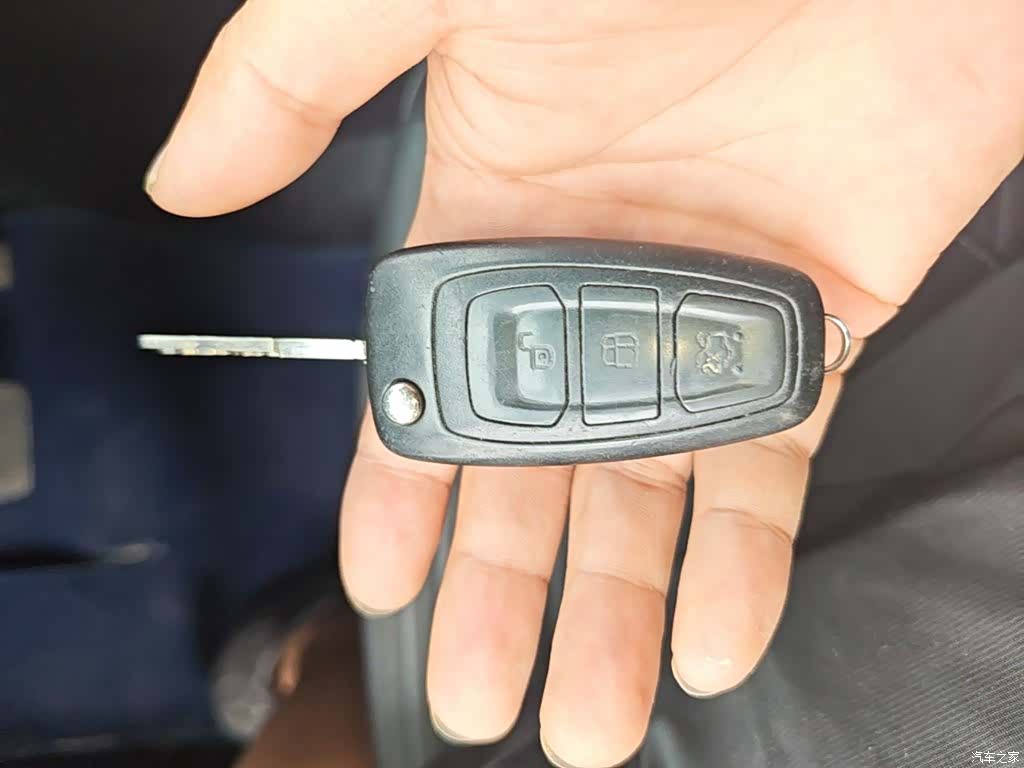 Ford Focus, 2016 9
