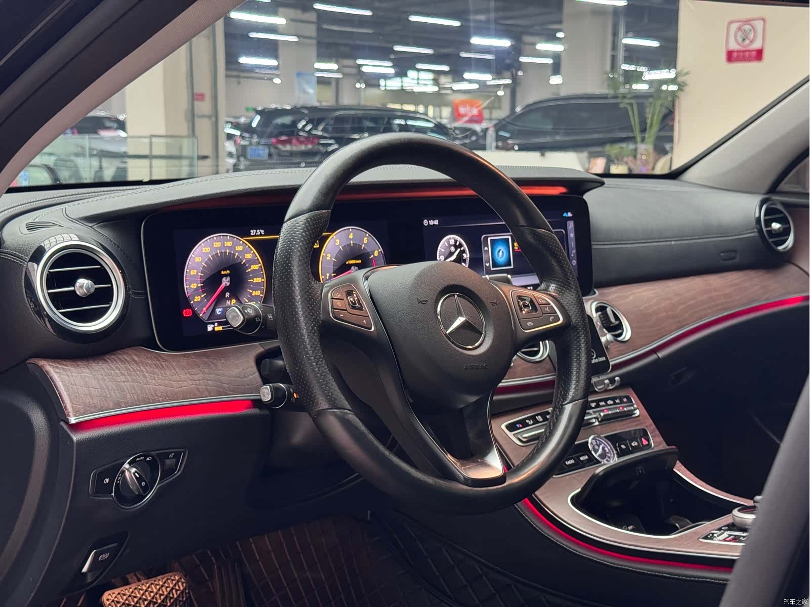 Mercedes-Benz E-Class, 2018 6