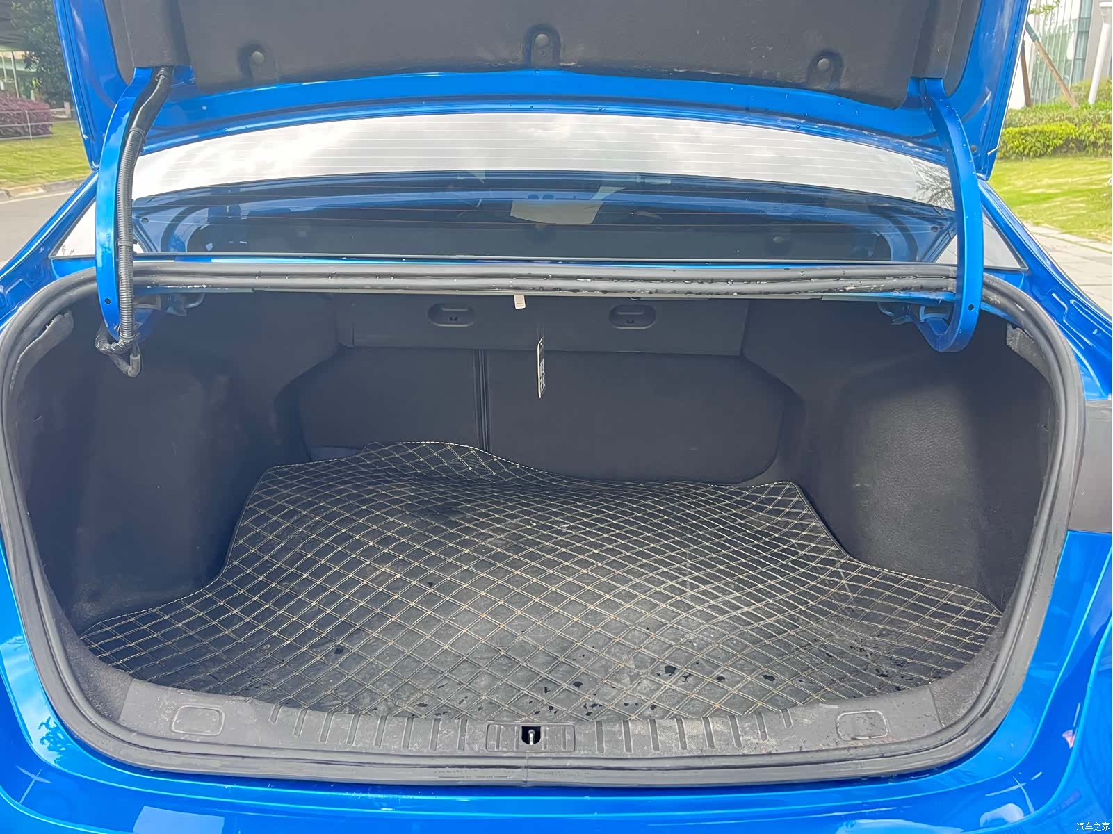 Buick Verano, 2021 15