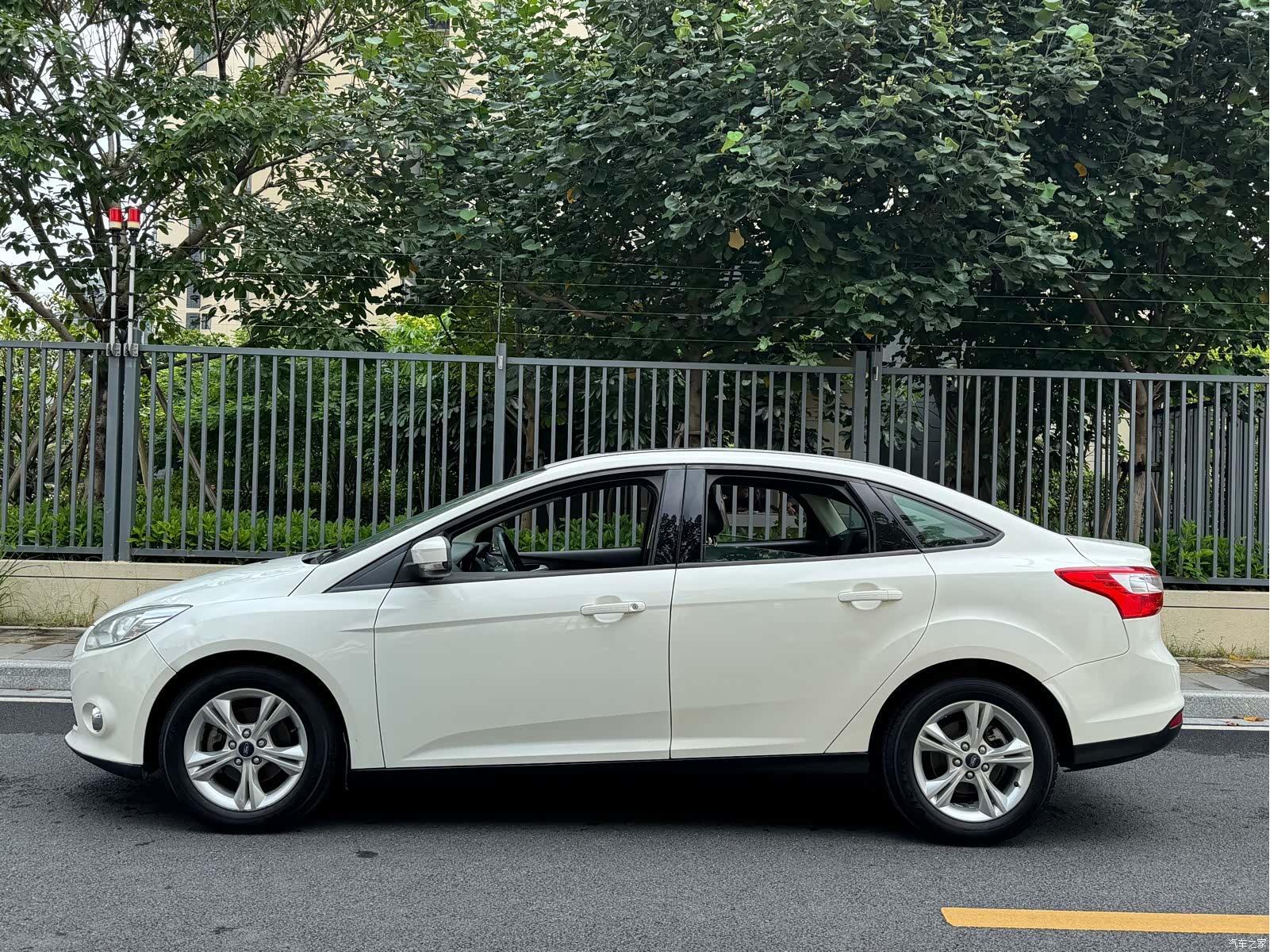 Ford Focus, 2014 3