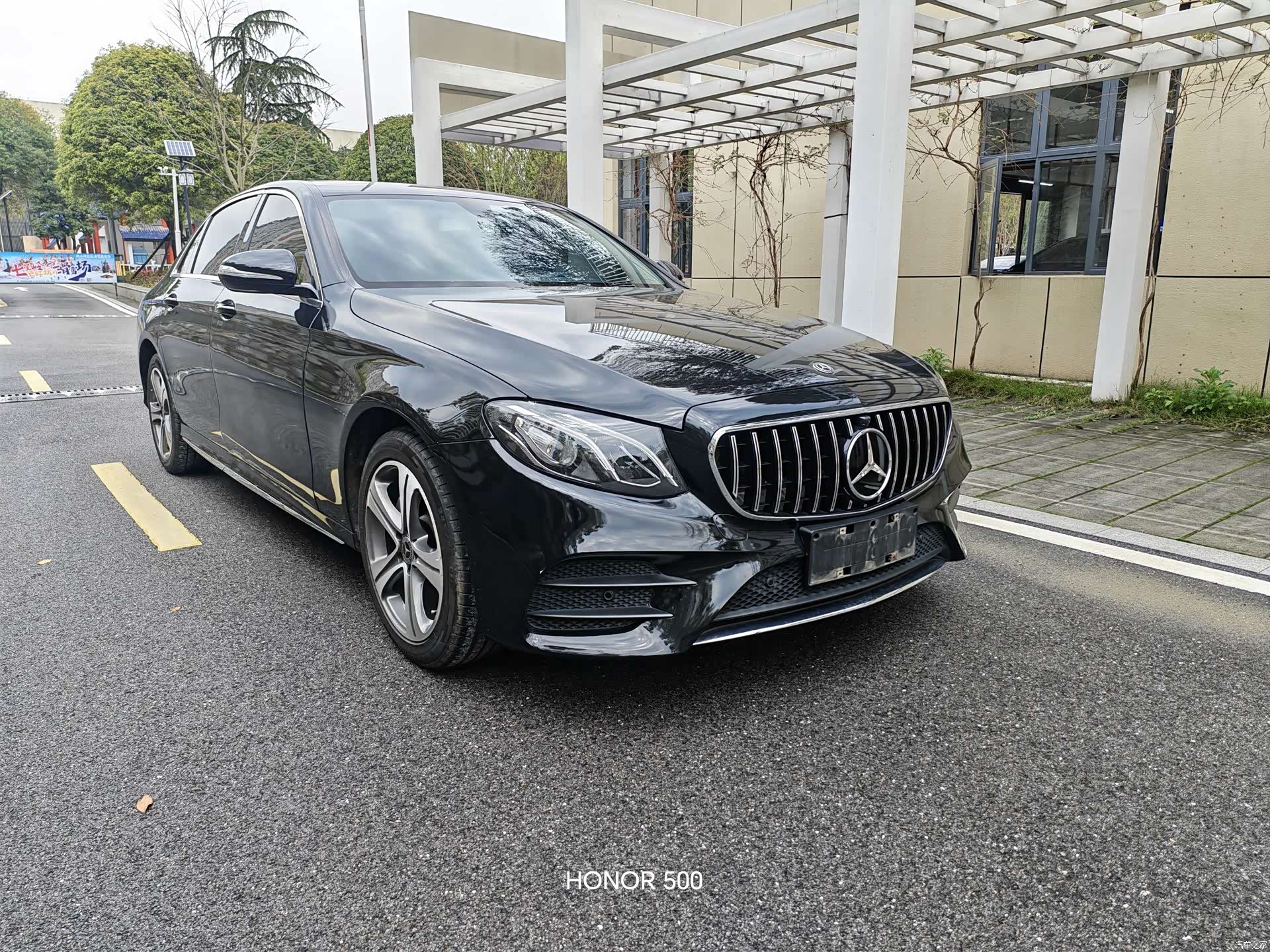 Mercedes-Benz E-Class, 2018 3
