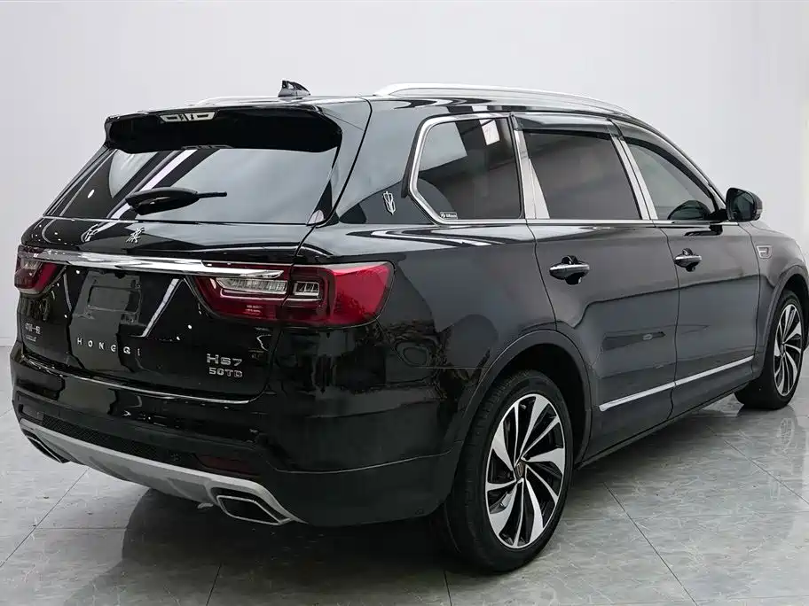 Hongqi HS7