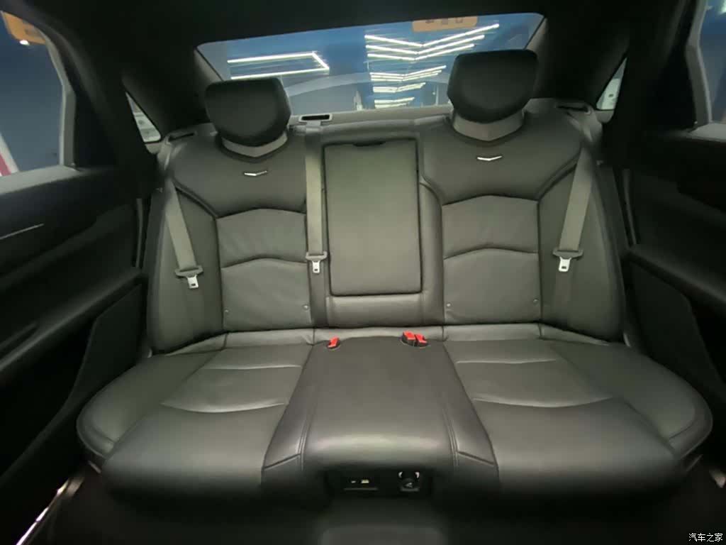 Cadillac CT6, 2023 19