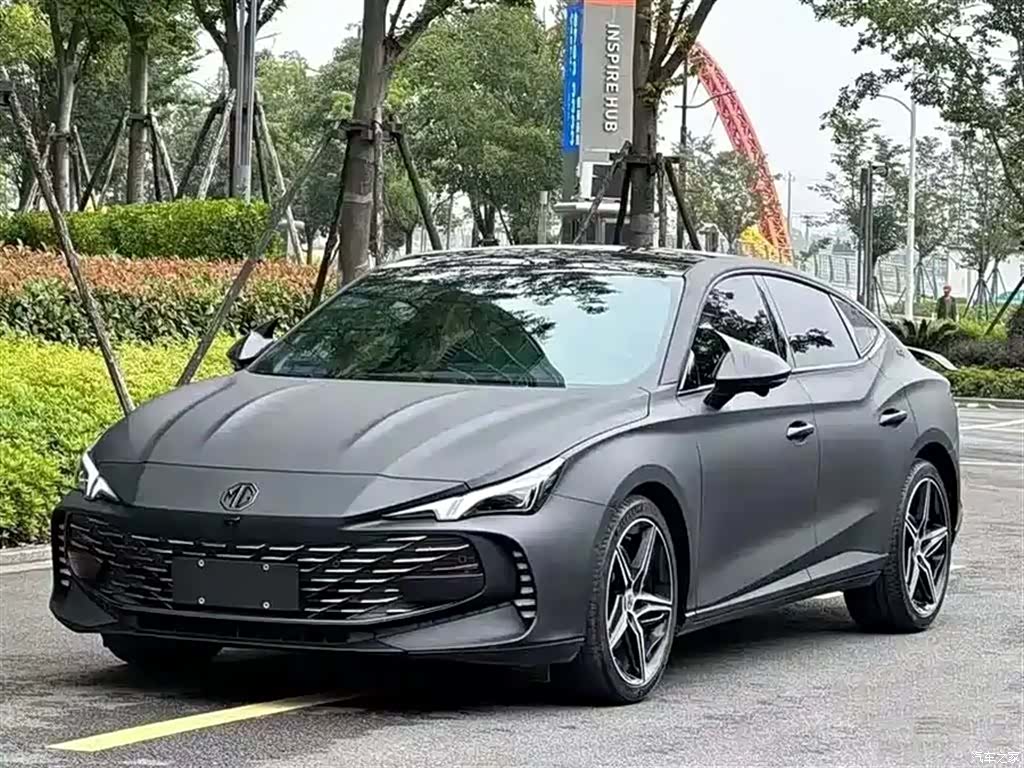 MG MG7