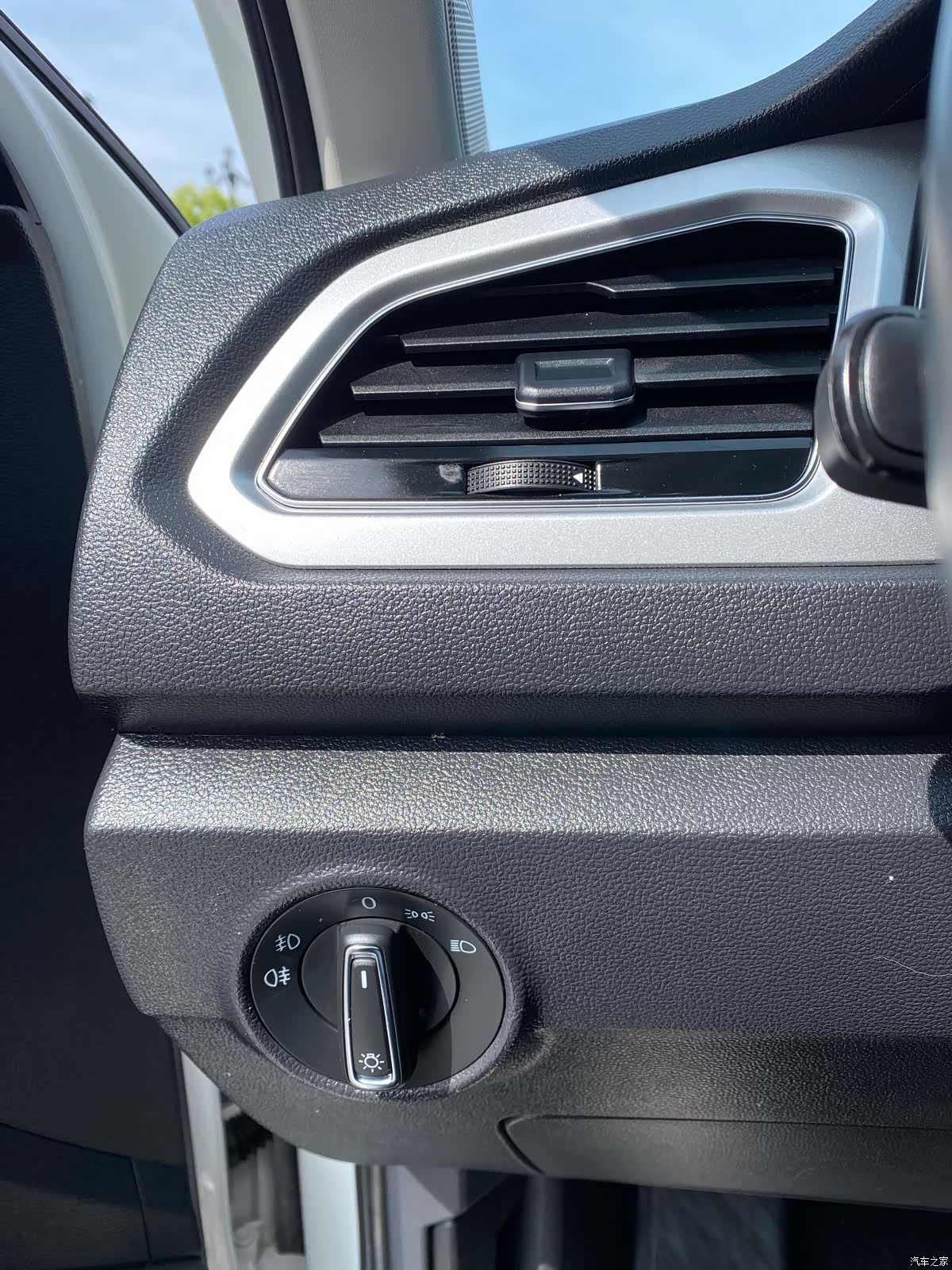 Volkswagen T-ROC, 2022 18