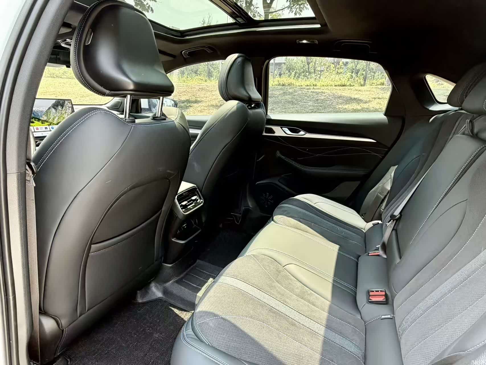 Geely Preface, 2026 все фото