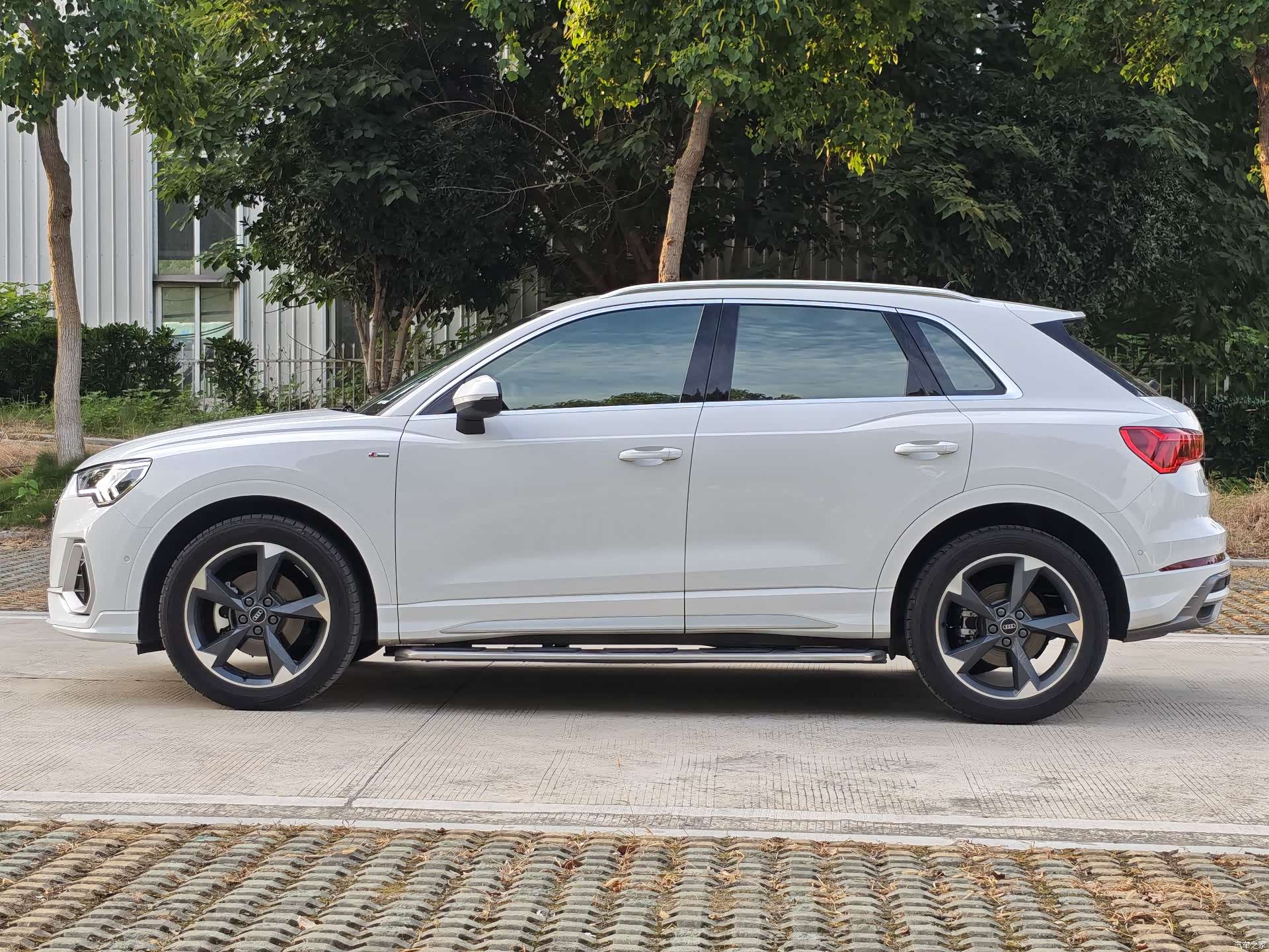 Audi Q3, 2023 8