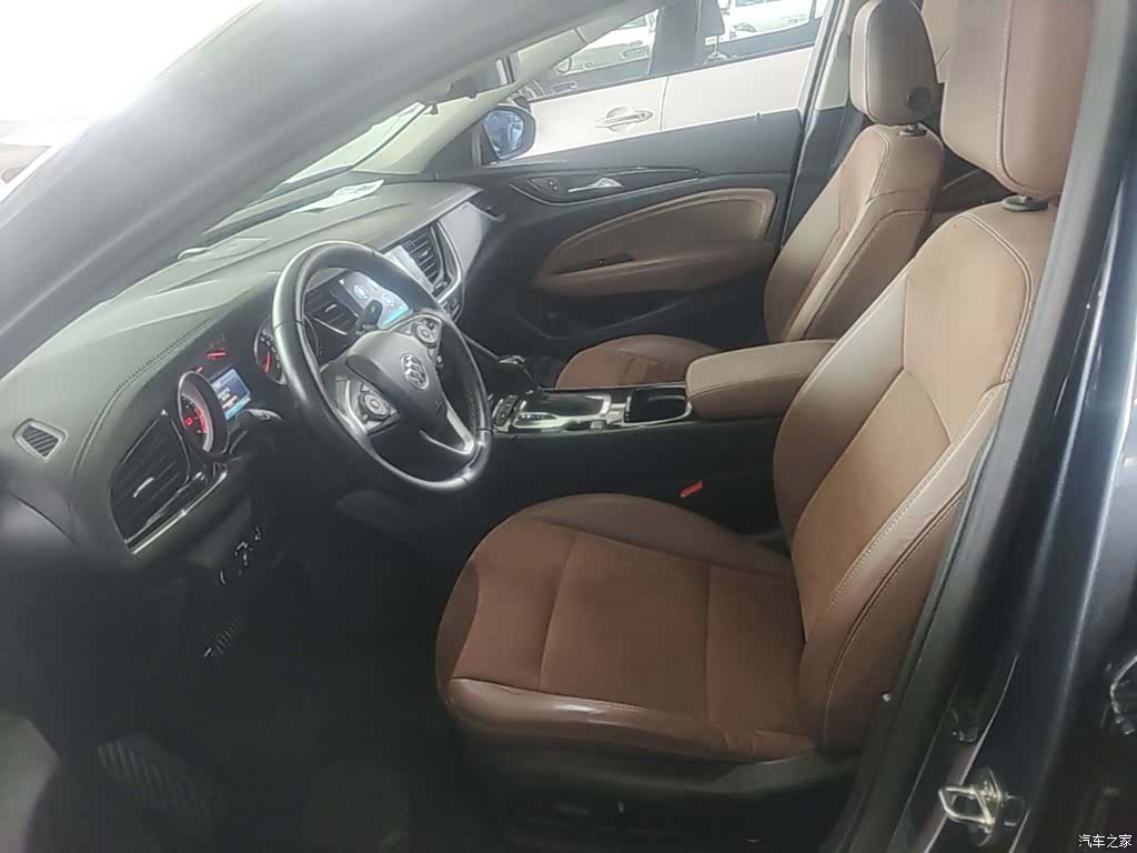 Buick Regal, 2019 11