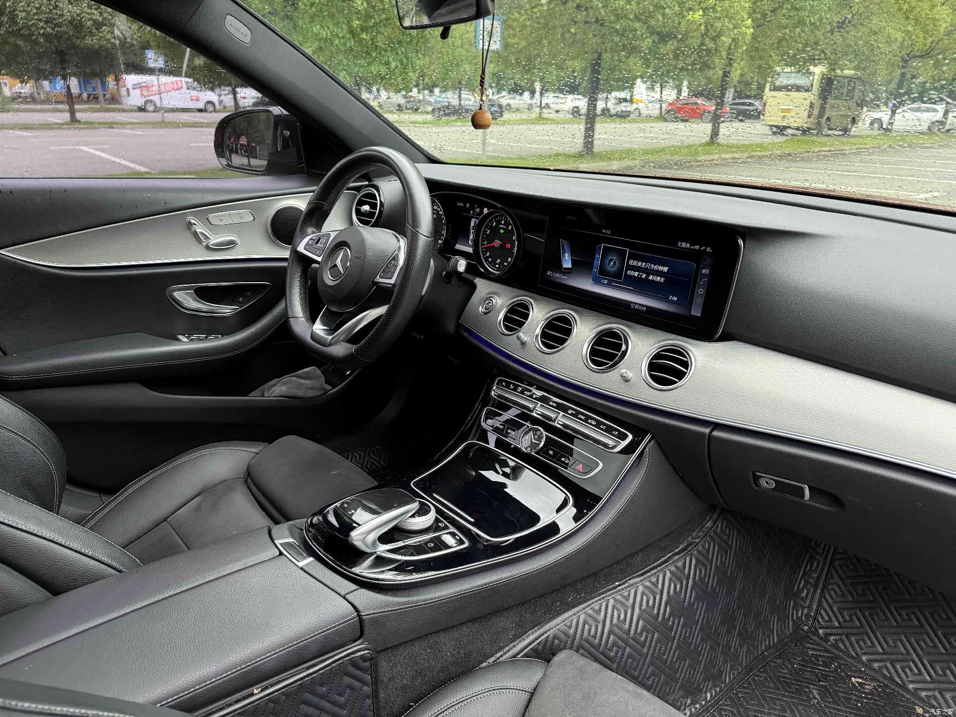 Mercedes-Benz E-Class, 2017 4