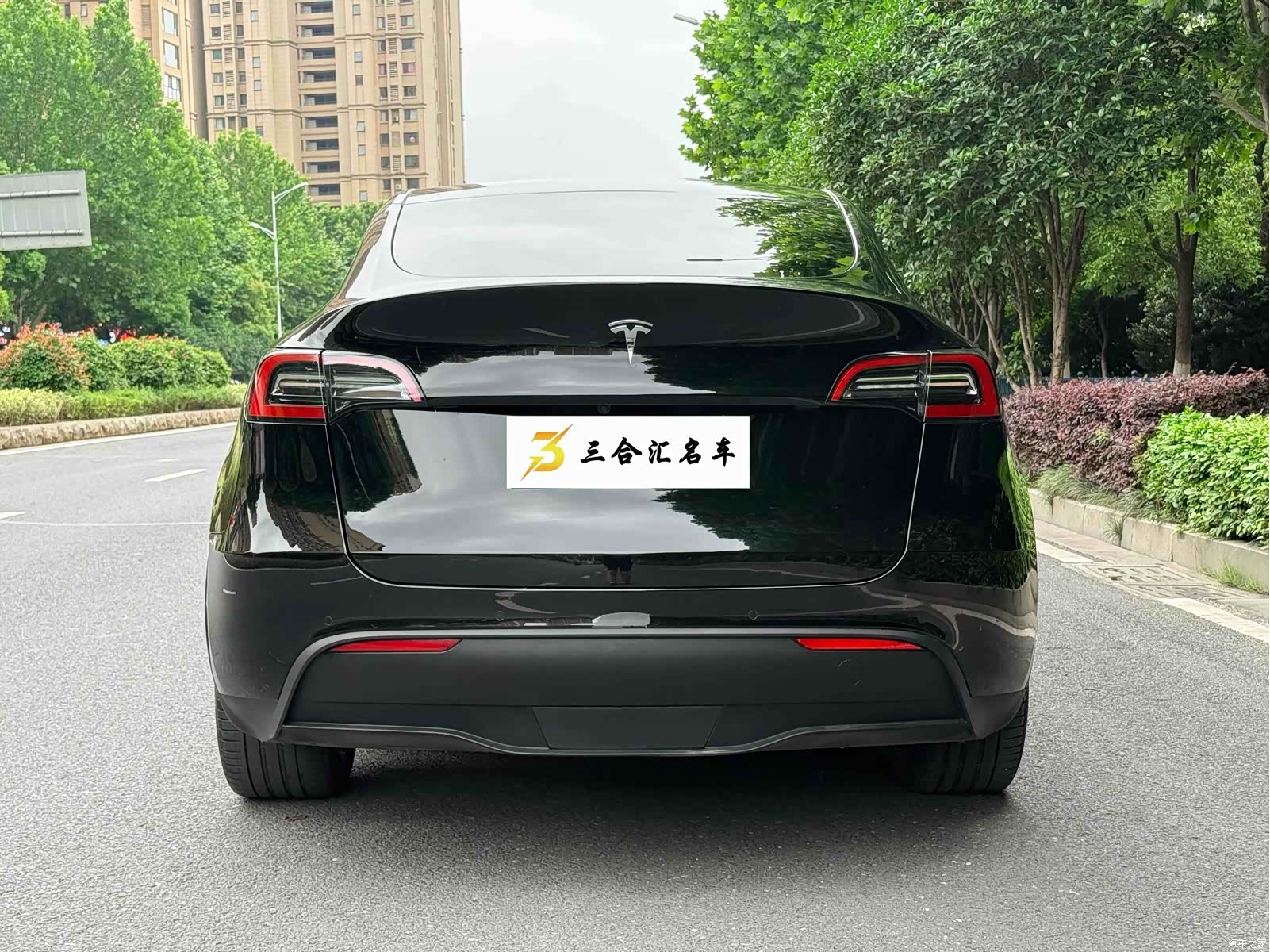 Tesla Model Y, 2024 9