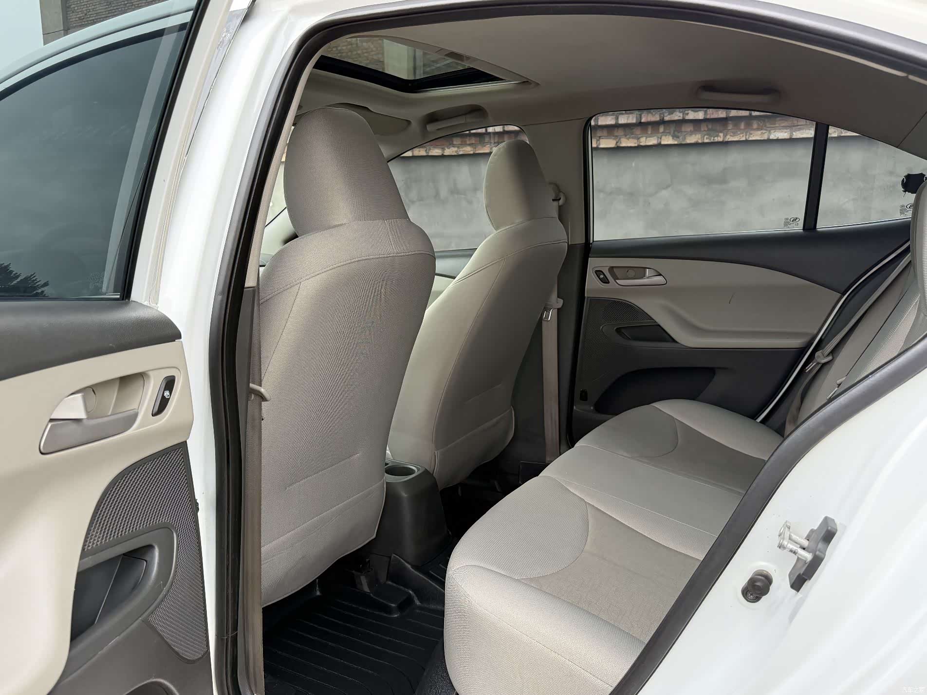 Chevrolet 3, 2016 12