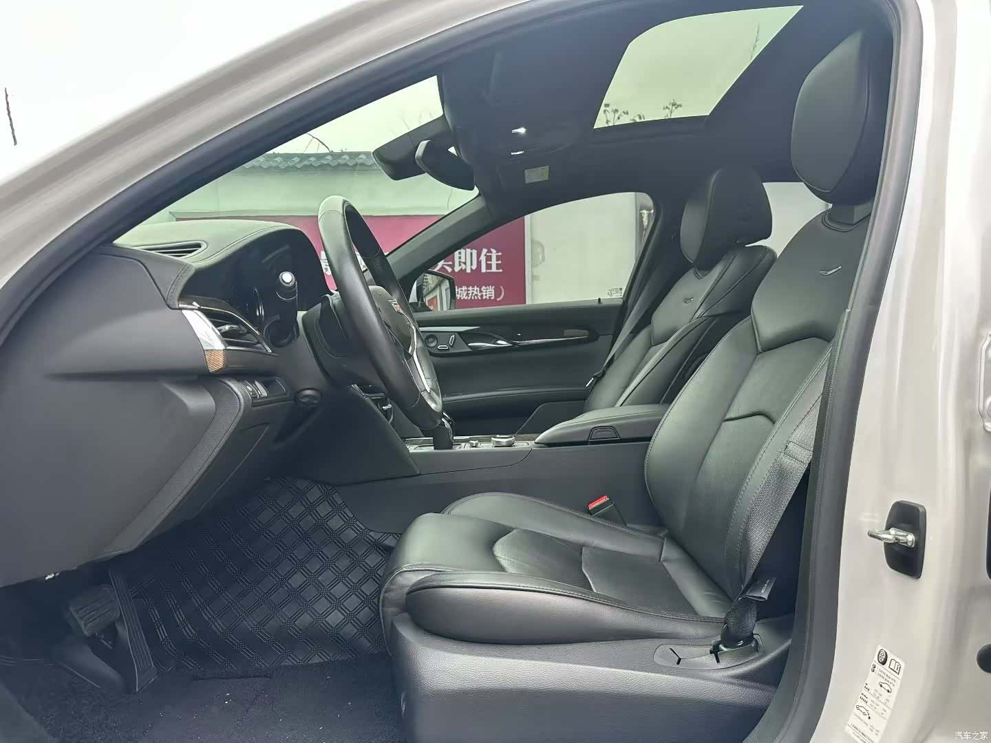 Cadillac CT6, 2021 4