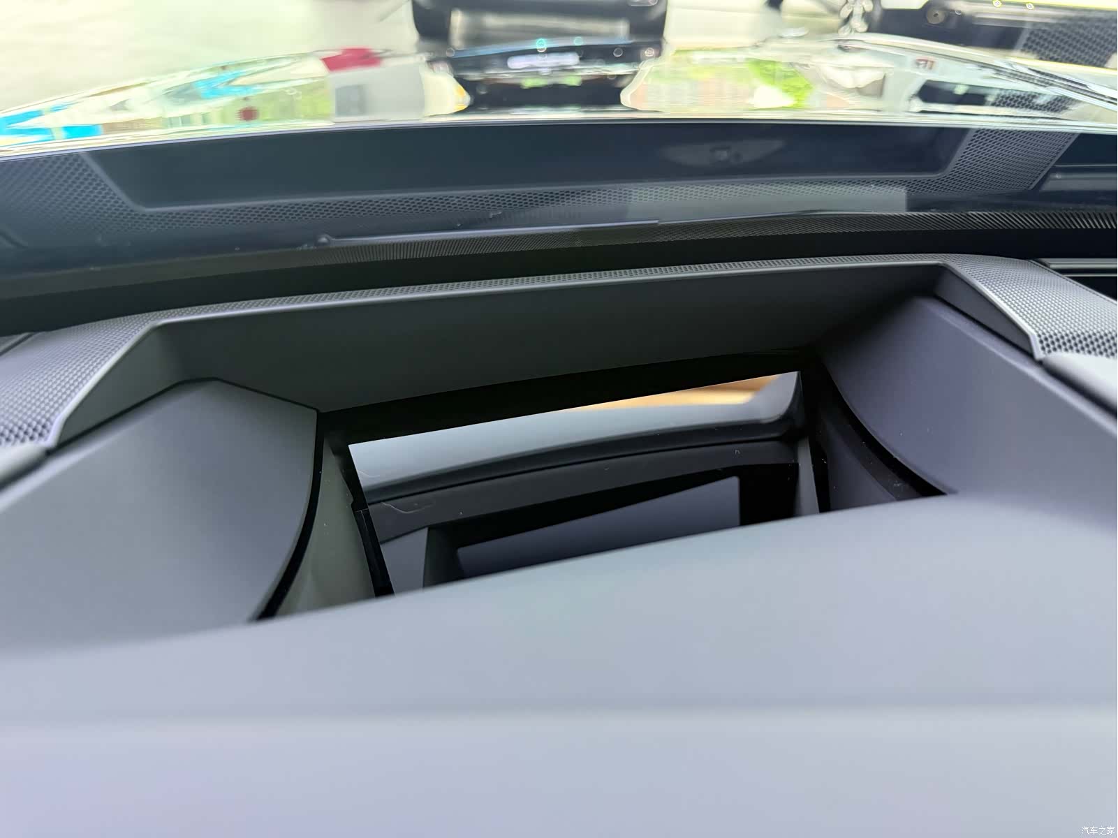 Bentley Flying Spur, 2025 21