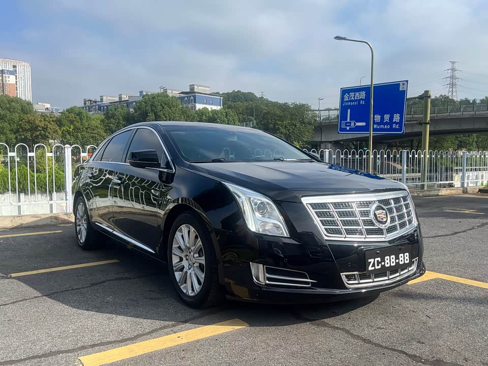 Cadillac XTS