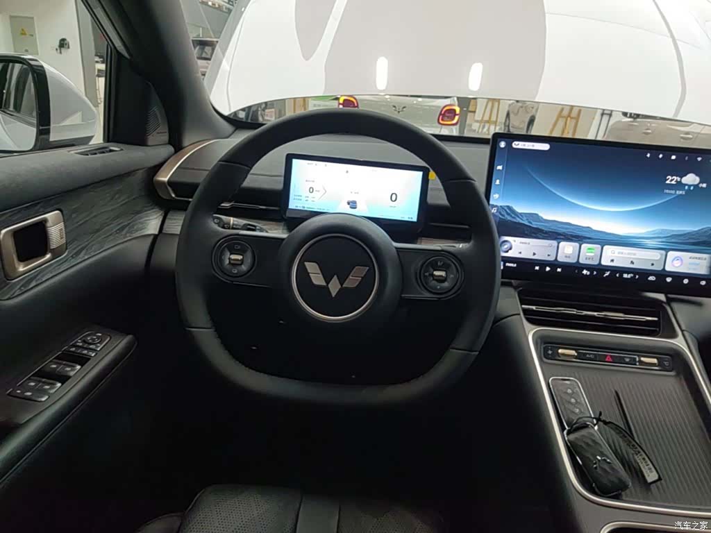Wuling Starlight, 2025 11