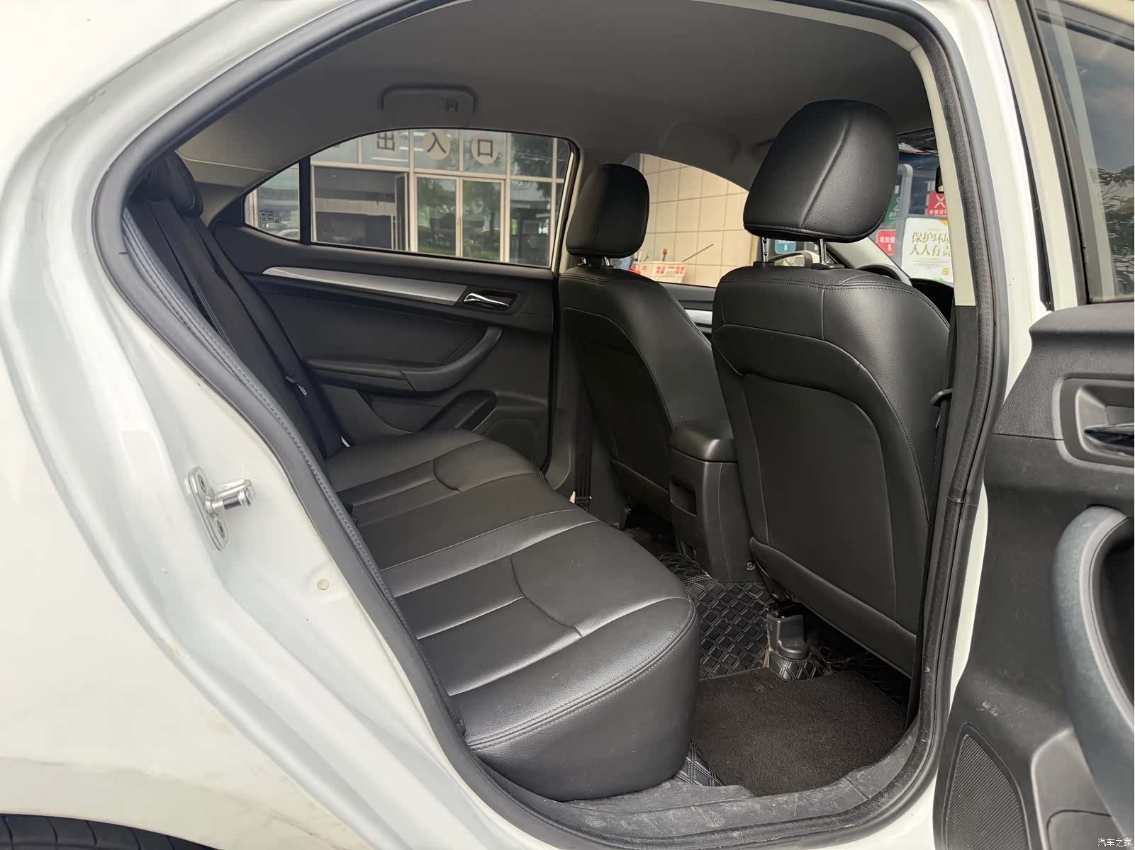 Roewe 360, 2018 12