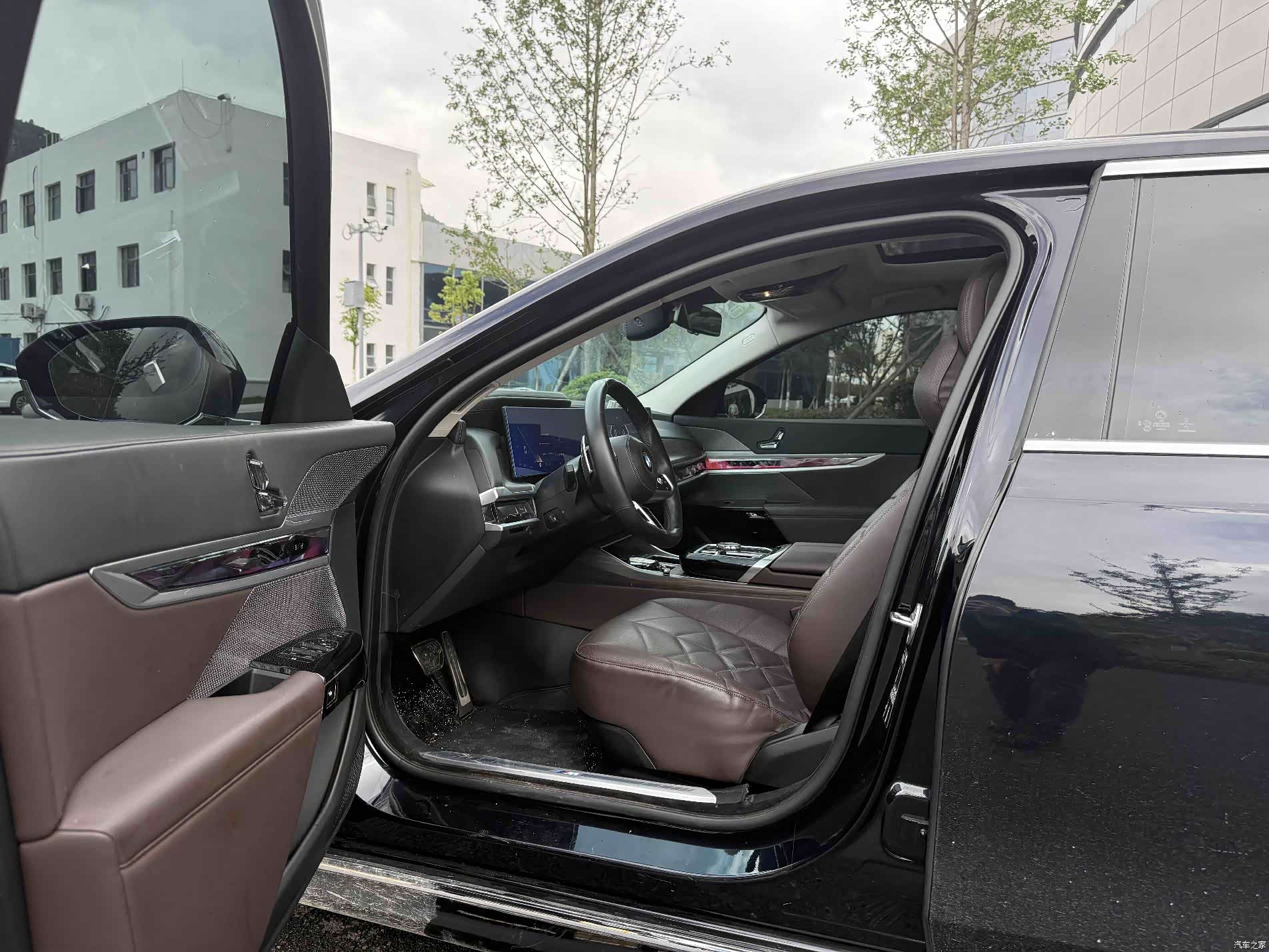 BMW 7 Series, 2023 4