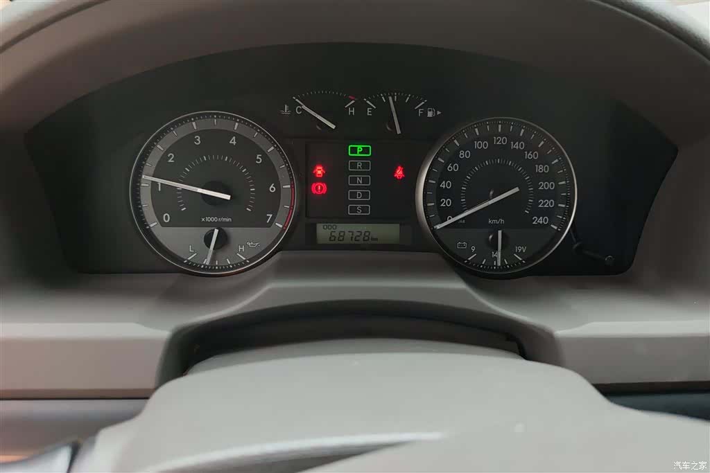 Toyota Land Cruiser, 2015 14