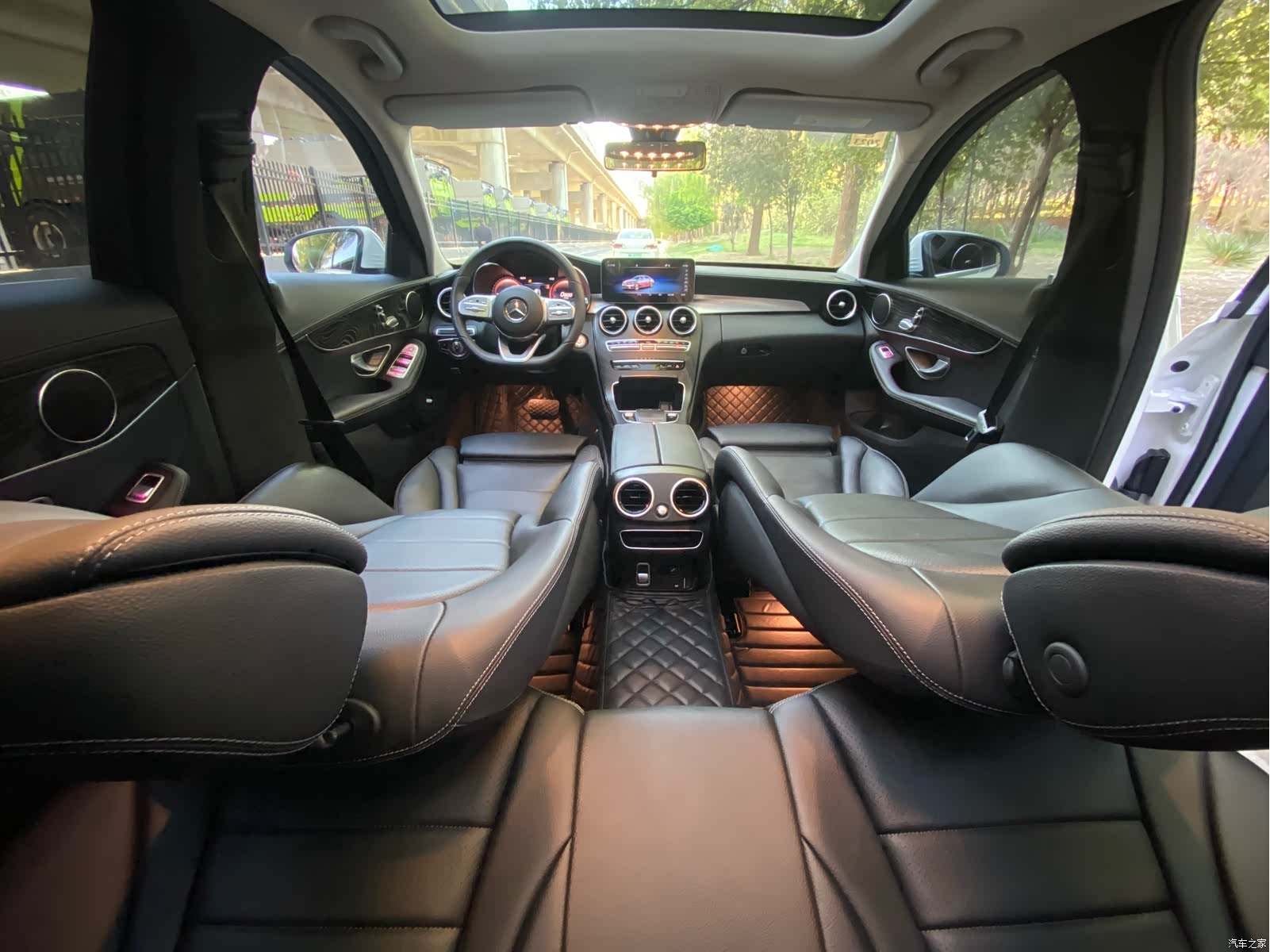 Mercedes-Benz C-Class, 2021 24