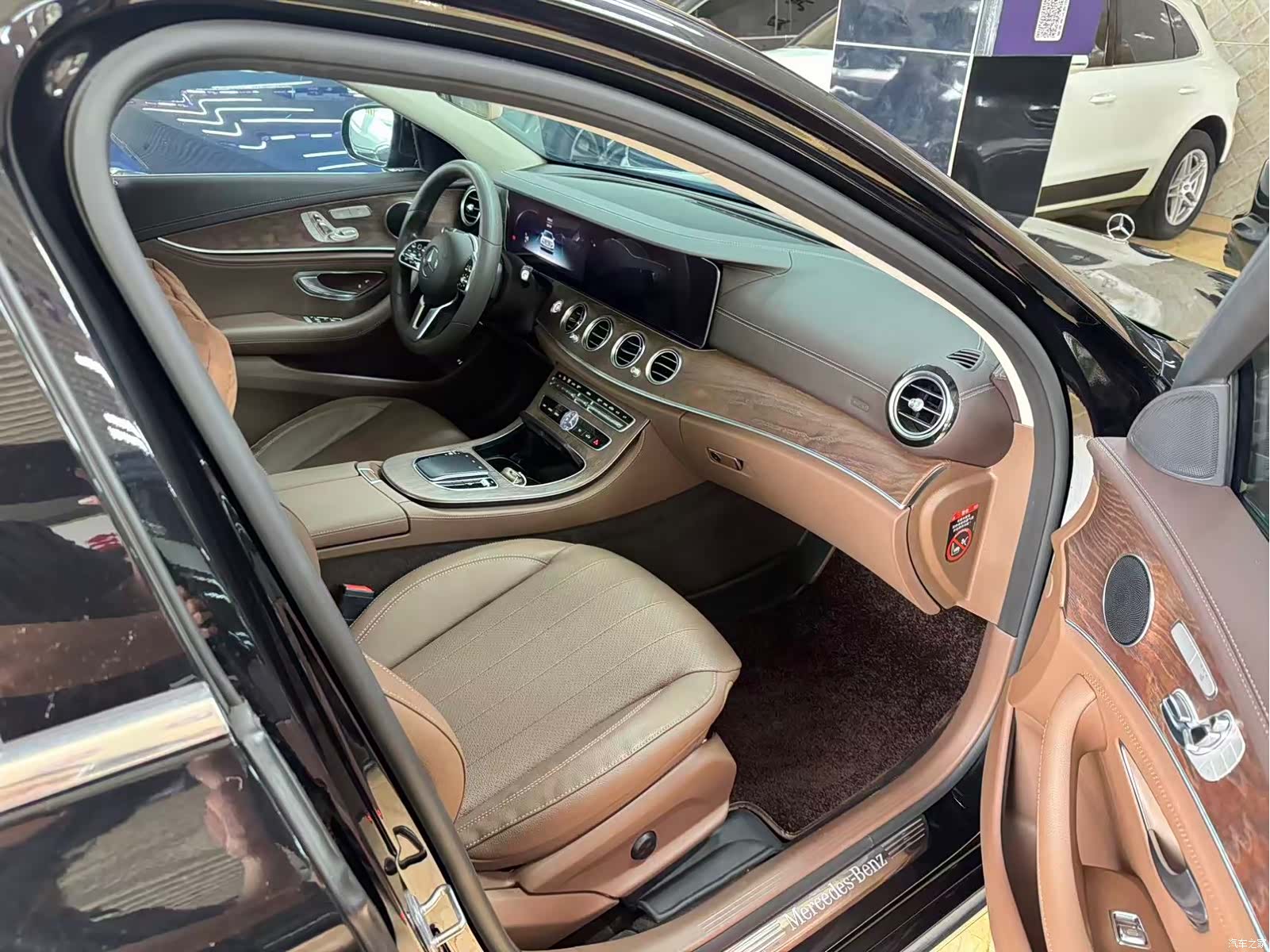 Mercedes-Benz E-Class, 2020 все фото