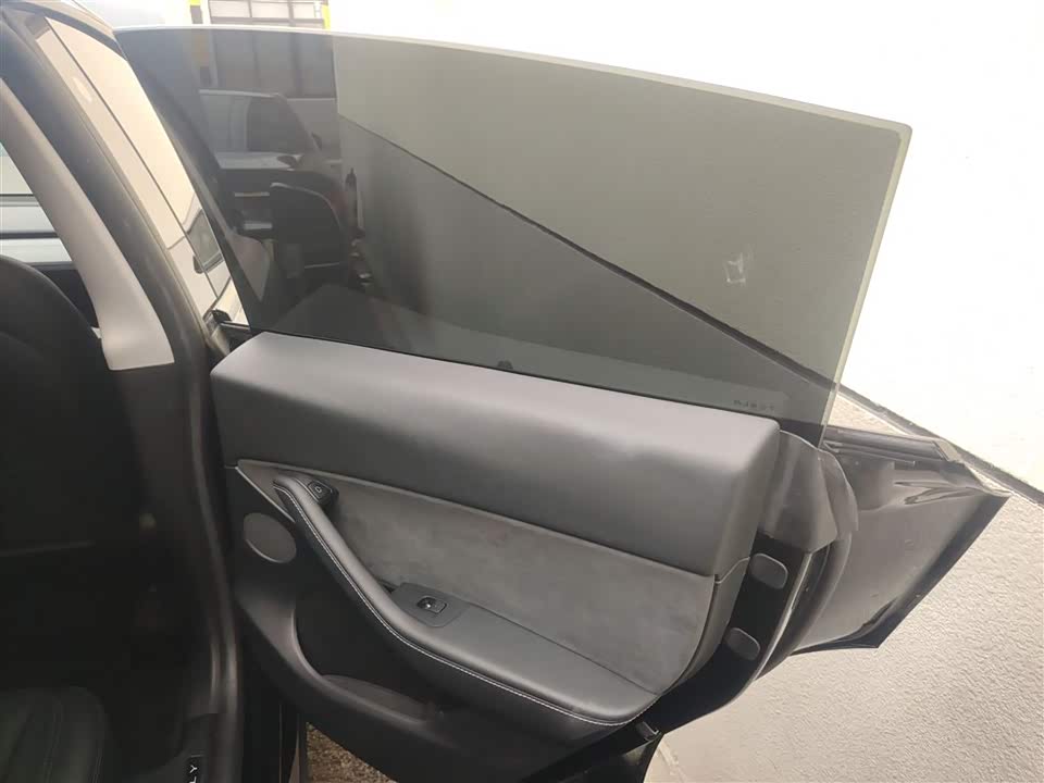 Tesla Model Y Tesla Model Y