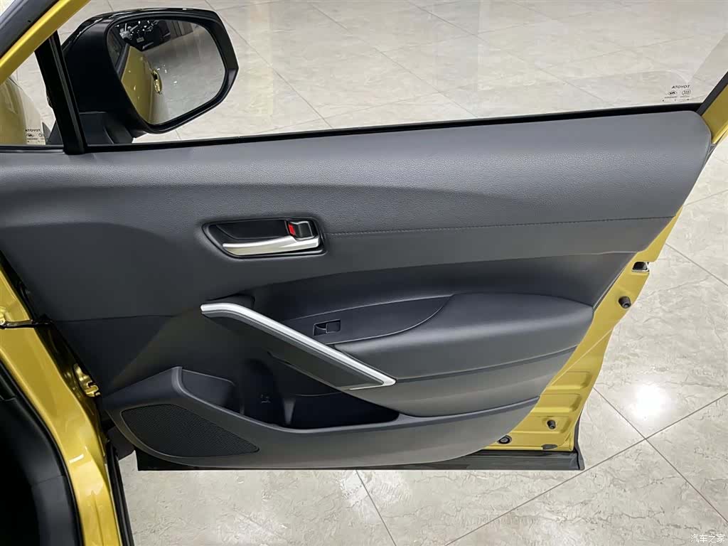 Toyota Frontlander, 2022 12