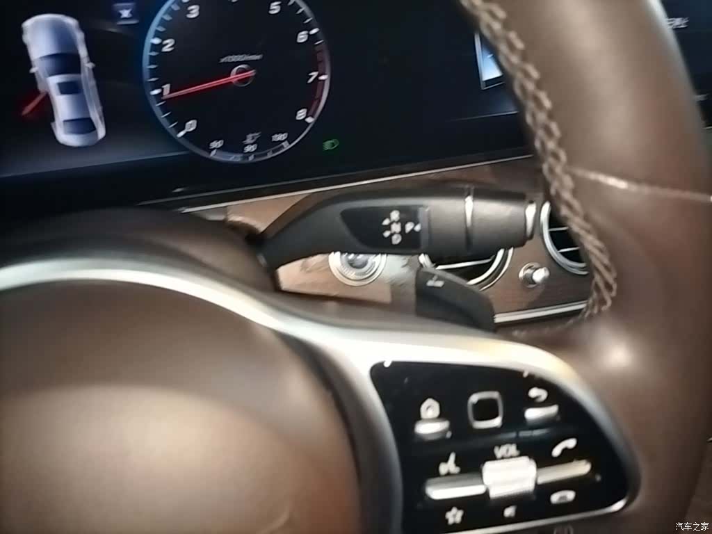 Mercedes-Benz E-Class, 2020 14