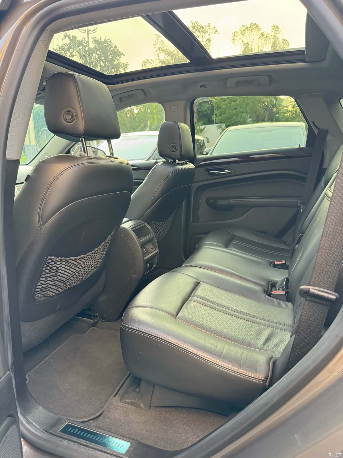 Cadillac SRX, 2015 8