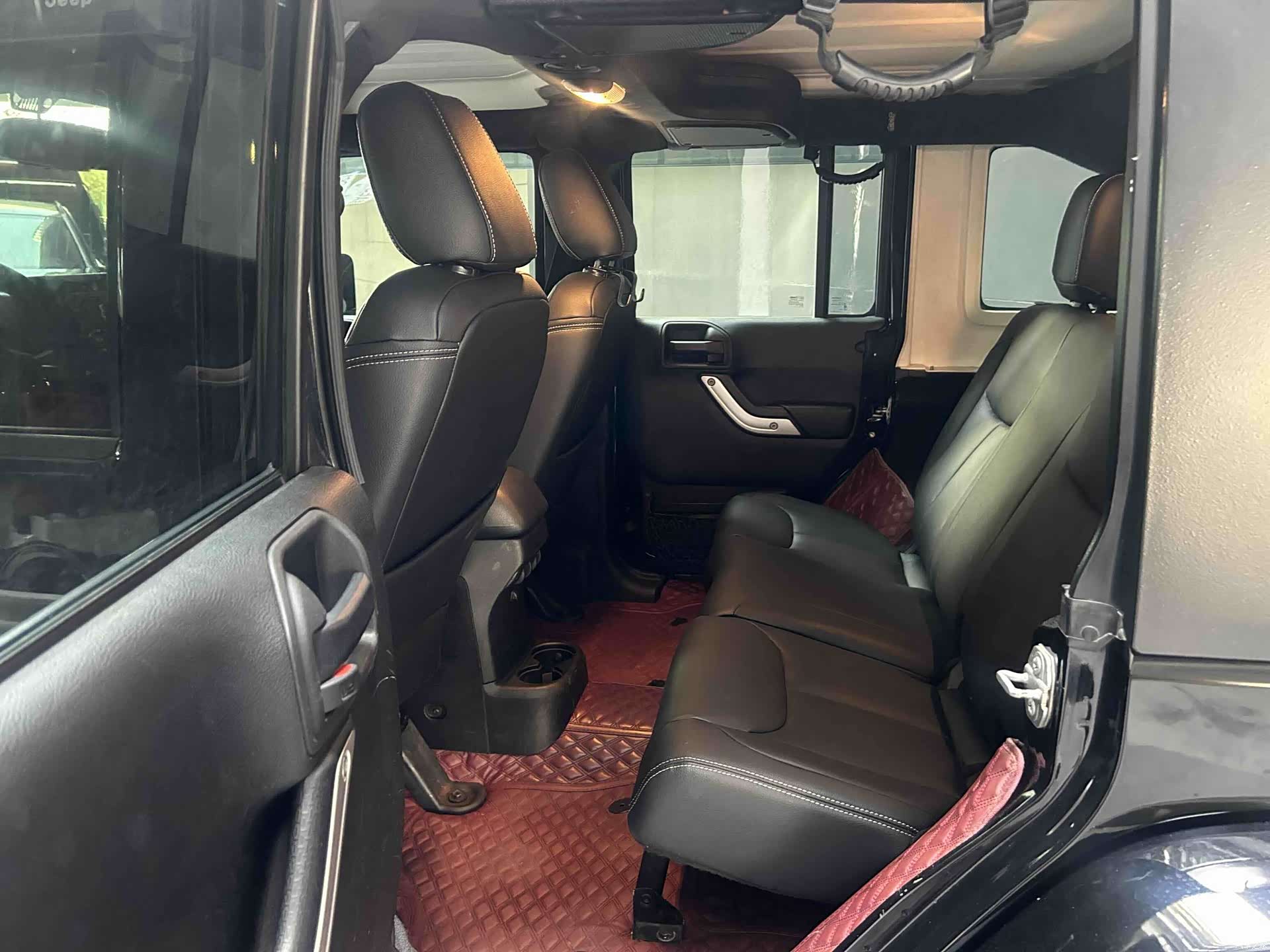 Jeep Wrangler, 2015 8