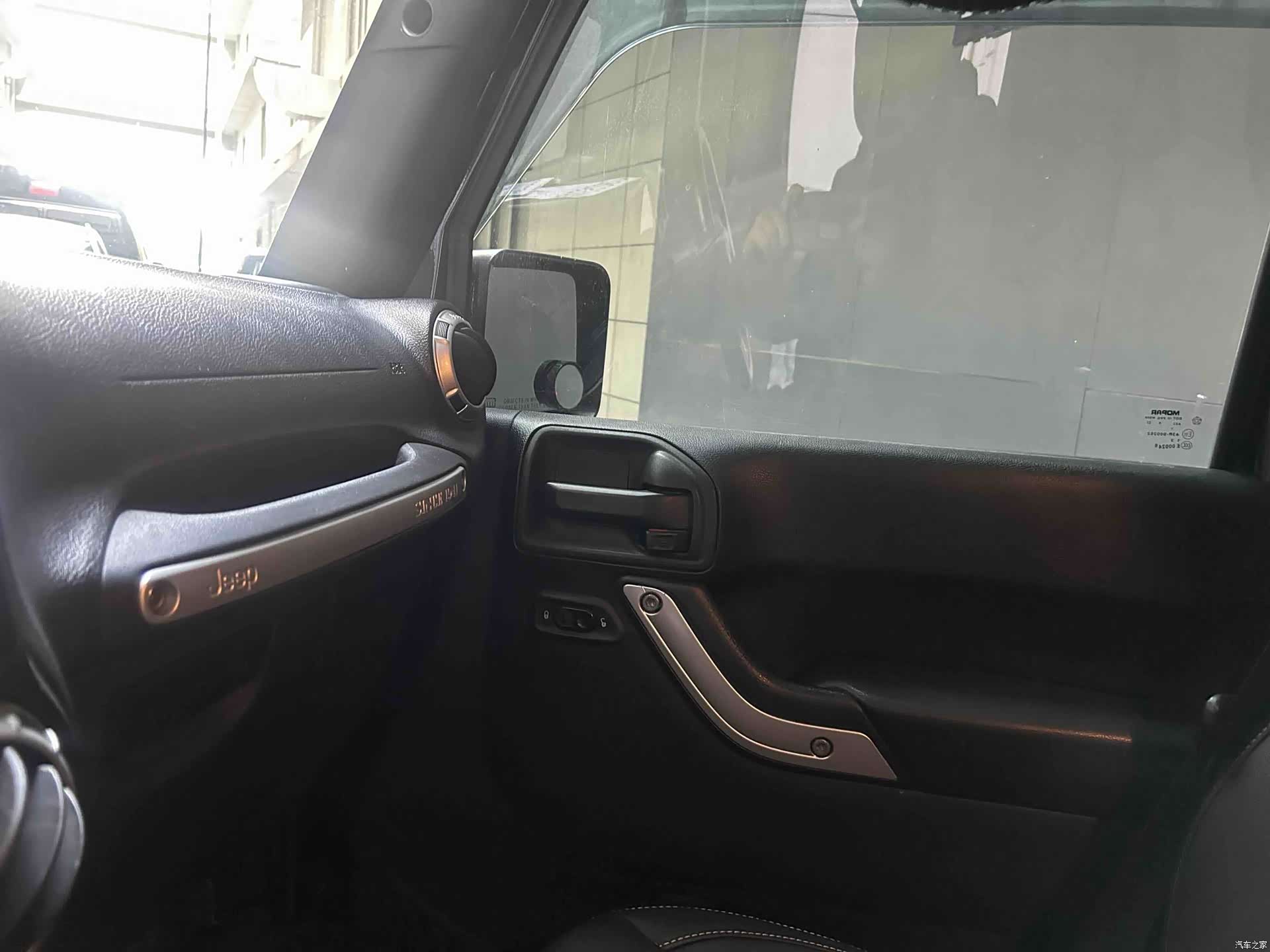 Jeep Wrangler, 2015 17